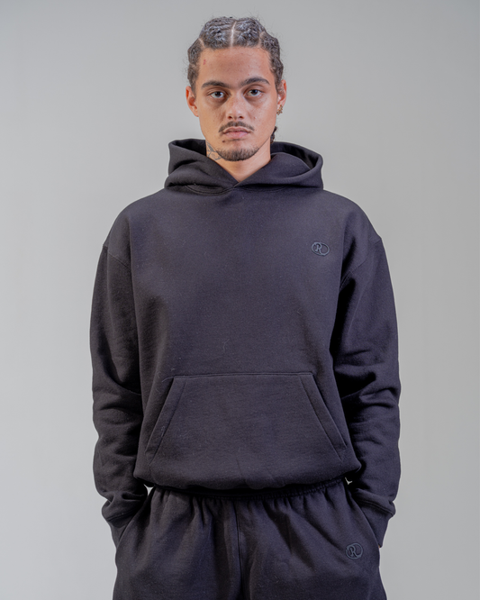 SUDADERA CON CAPUCHA [NEGRO]