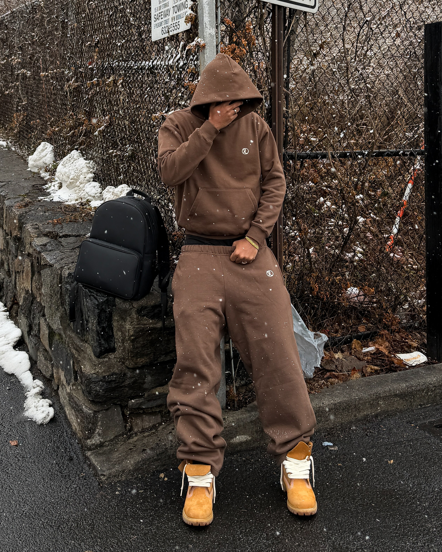 OUTFIT HOODIE MOCHA + JOGGER BAGGY