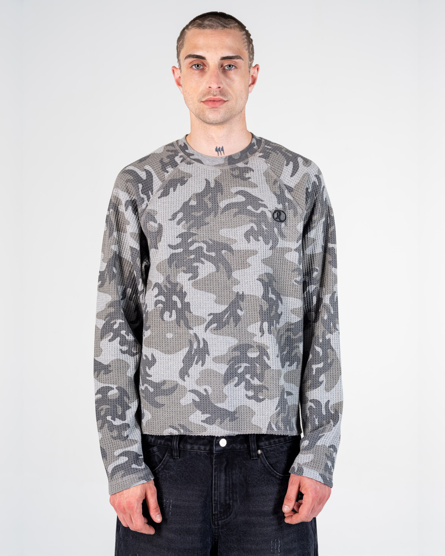 LONGSLEEVE WAFFLE CAMO [GRIS]
