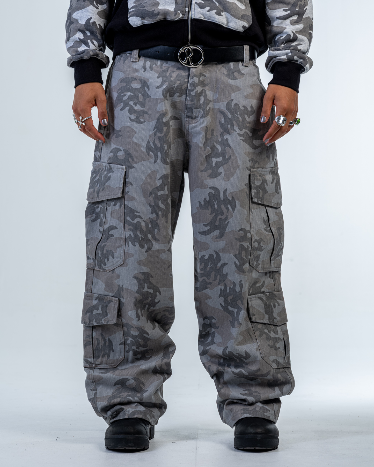 PANTALON CARGO CAMO [NOIR]