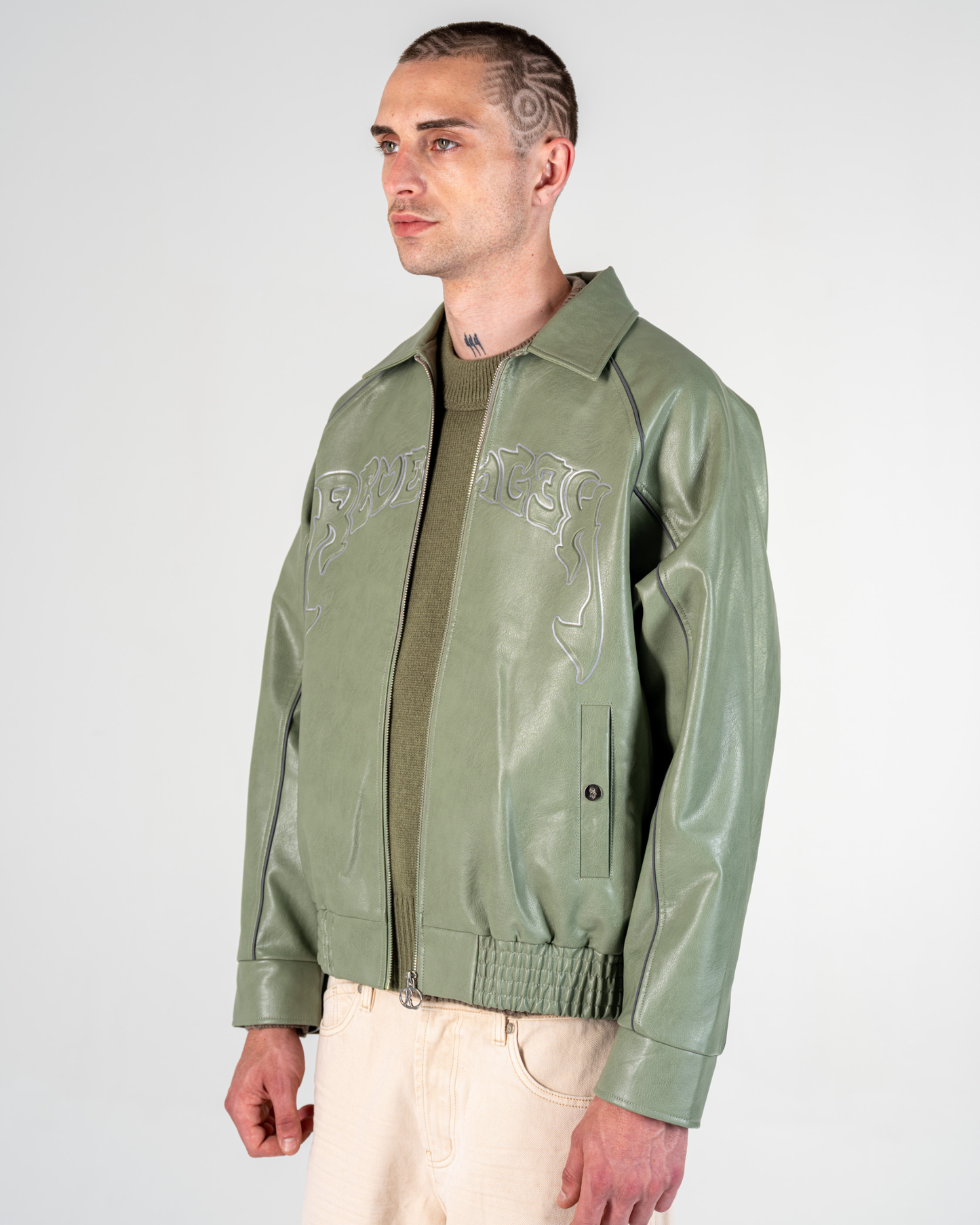 VESTE EN SIMILICUIR [OLIVE]