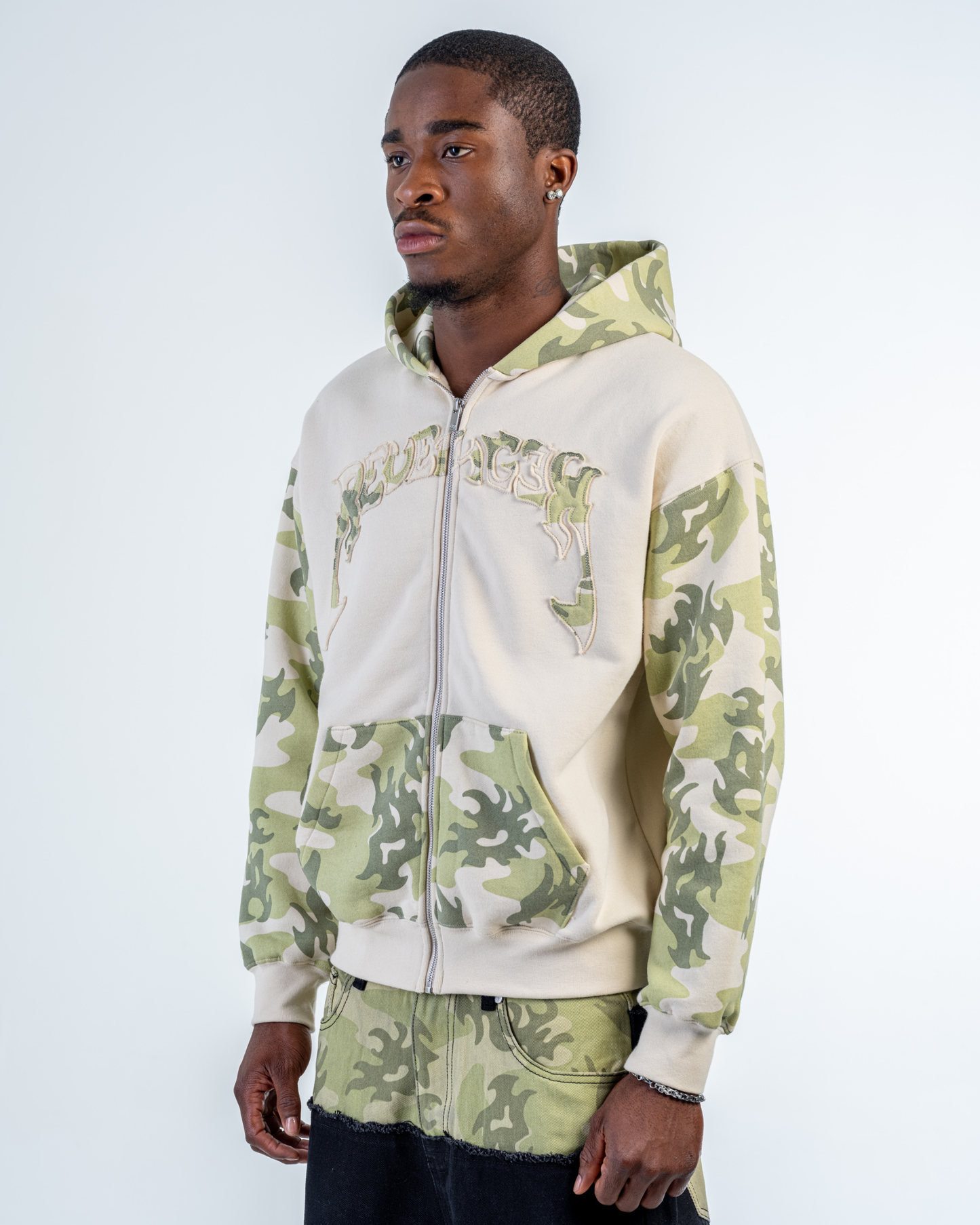SWEAT ZIPPÉ CAMO PATCHWORK [BEIGE]