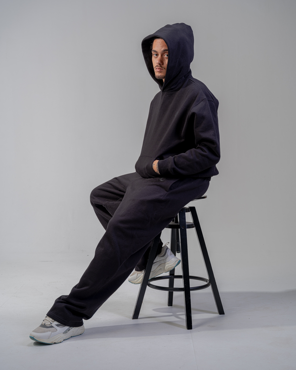KAPUZENPULLOVER [SCHWARZ]