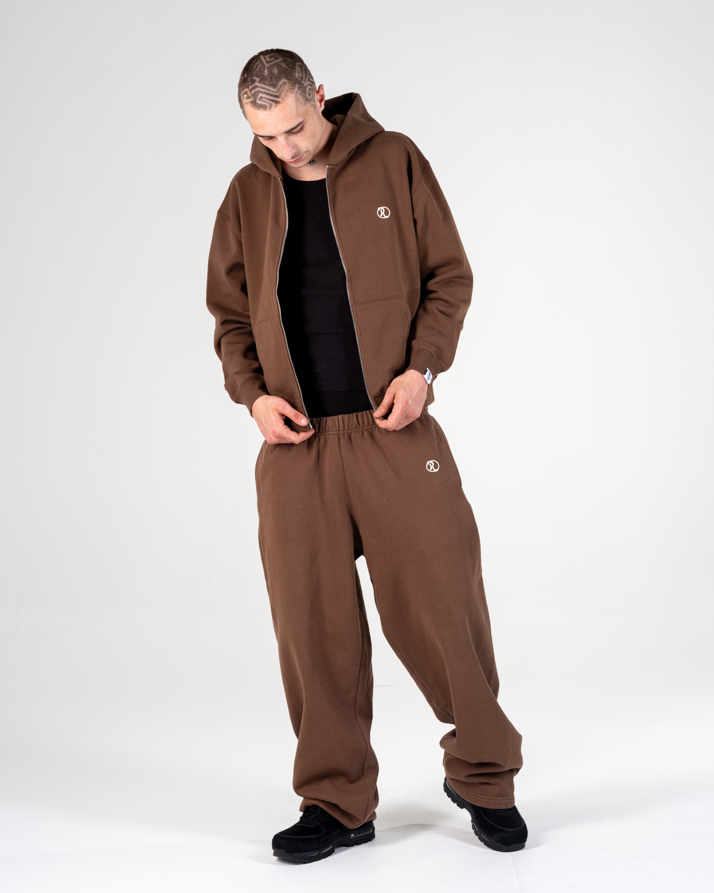 ZIP UP HOODIE [MOCHA]