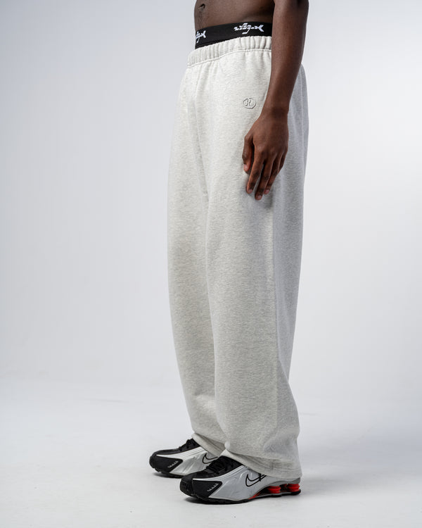 BAGGY JOGGINGHOSE [GRAU]