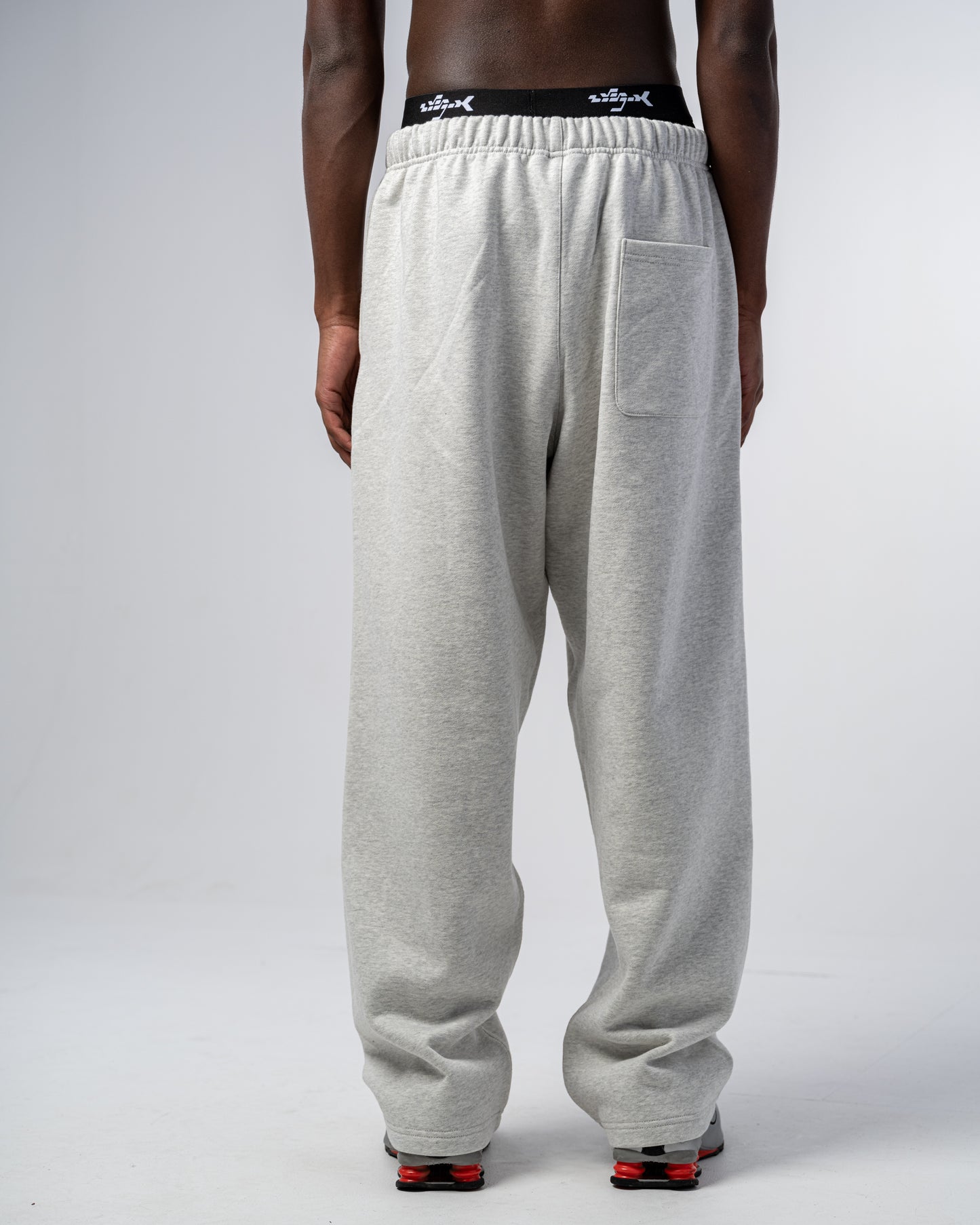 BAGGY JOGGINGHOSE [GRAU]